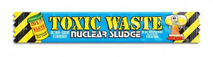 Toxic Waste Nuclear Sludge Blue Raspberry Chew Bar 20g Ekstremalnie kwaśna guma rozpuszczalna o smaku niebieskiej maliny