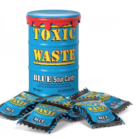 Toxic Waste Blue Sour Candy Drum 42g Niebieskie kwaśne cukierki o smakach: niebieskiej lemoniady, waty cukrowej, niebieskich owoców, winogronowym, niebieskich umeboshi